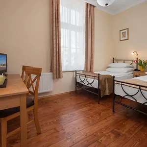 Sedan - Destigo Hotel